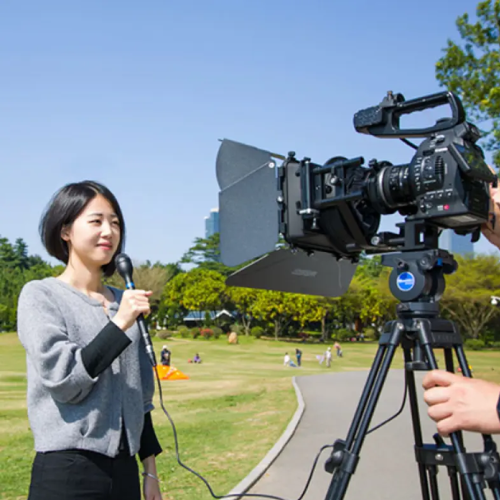 BOYA BY-HM100 Dynamic Handheld Microphone Image 2